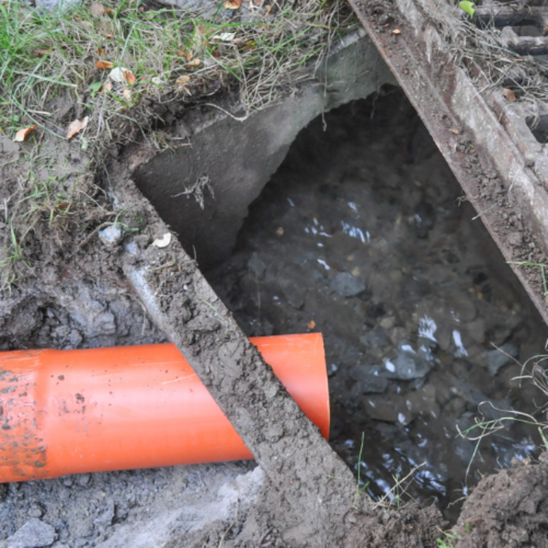 plastic pipes 