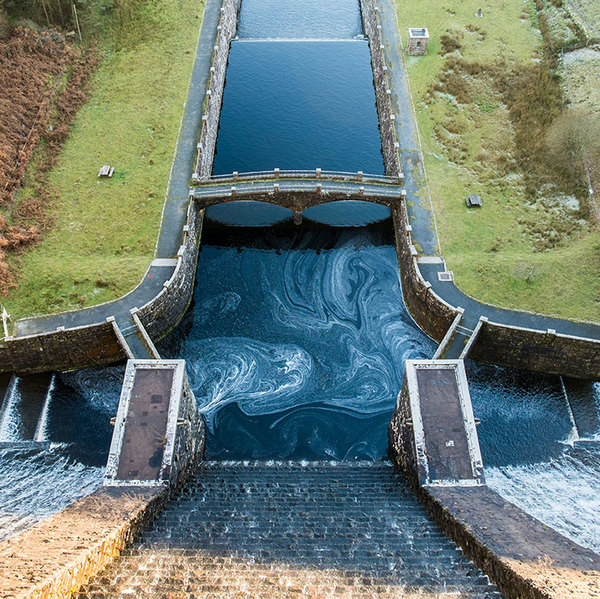 Image of a dam