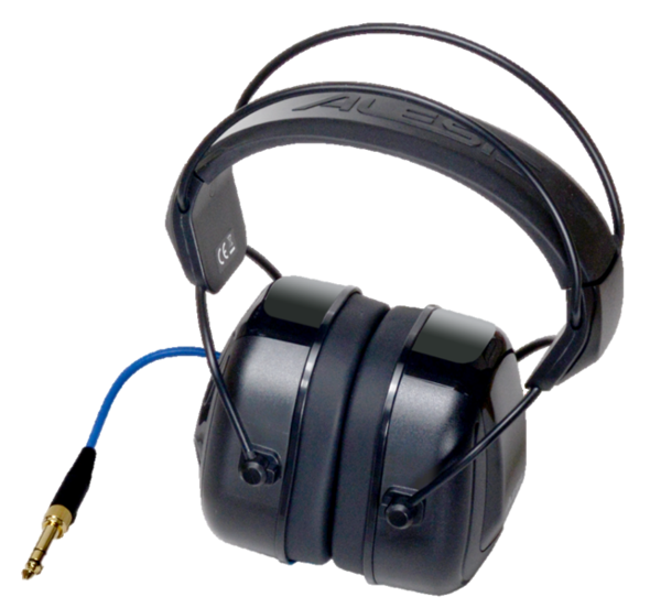 Mikron3-headphones-comp_1.png